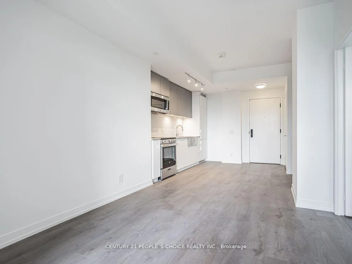 Photo 7 of Unit 713, 270 Dufferin Street, Toronto, South Parkdale — HOMEH