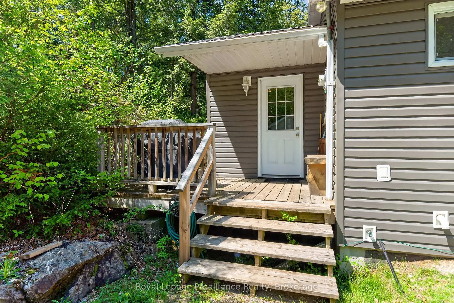 Photo 19 of 1084C Ridge Lane, Frontenac, Frontenac North — HOMEH