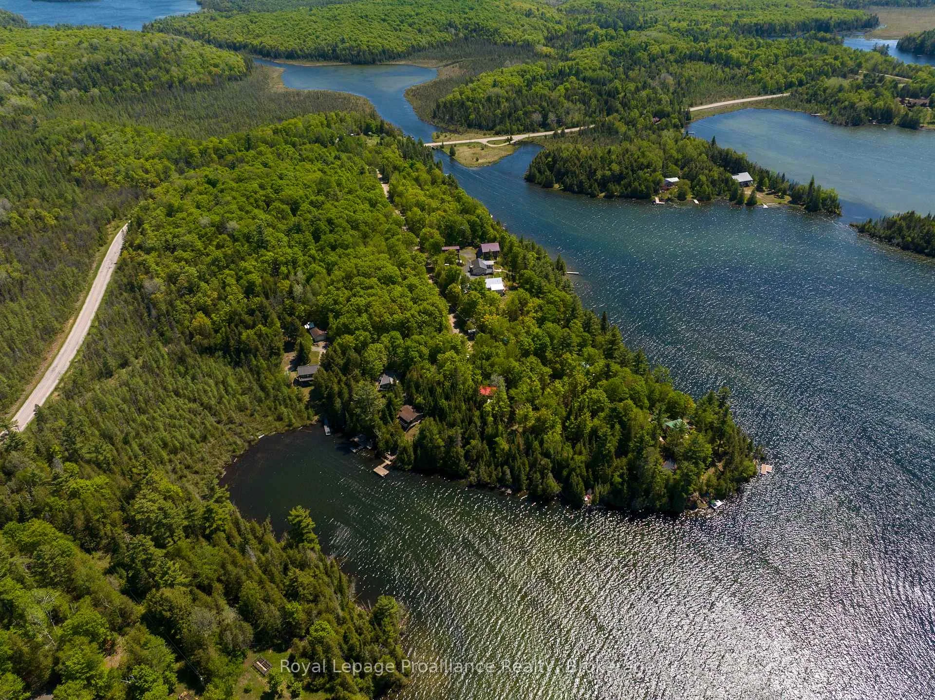 Photo 5 of 1084C Ridge Lane, Frontenac, Frontenac North — HOMEH