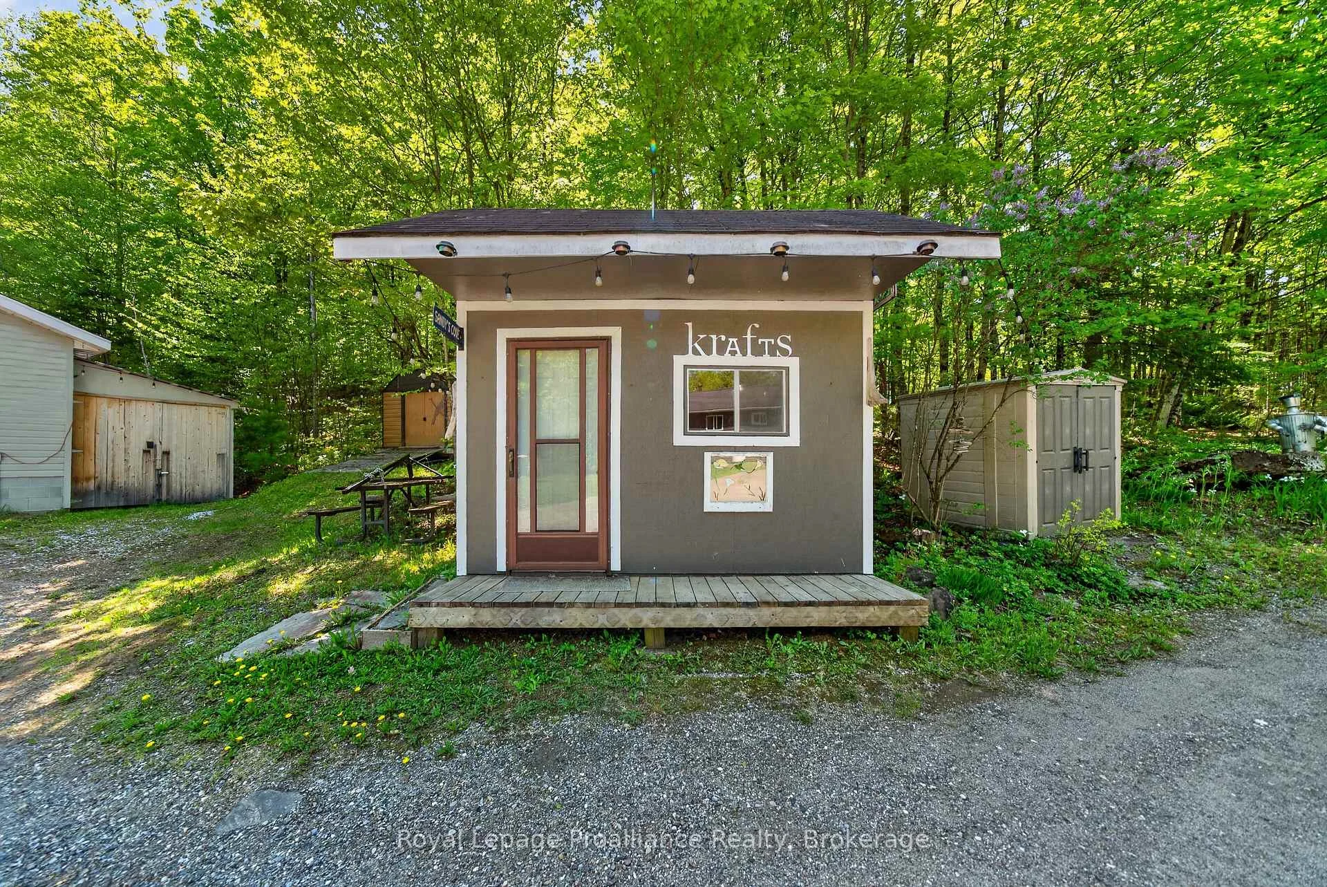 Photo 8 of 1084C Ridge Lane, Frontenac, Frontenac North — HOMEH