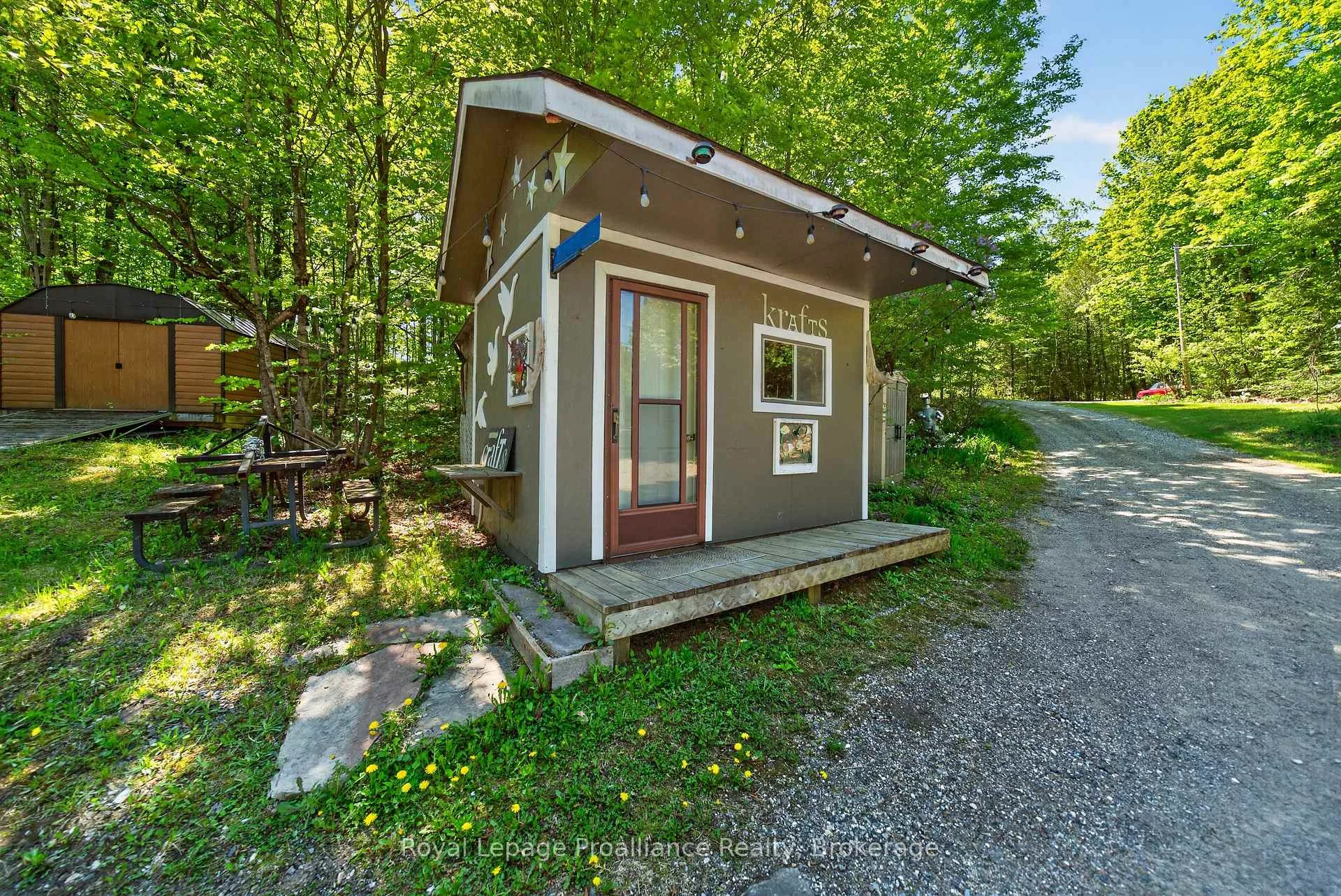 Photo 10 of 1084C Ridge Lane, Frontenac, Frontenac North — HOMEH