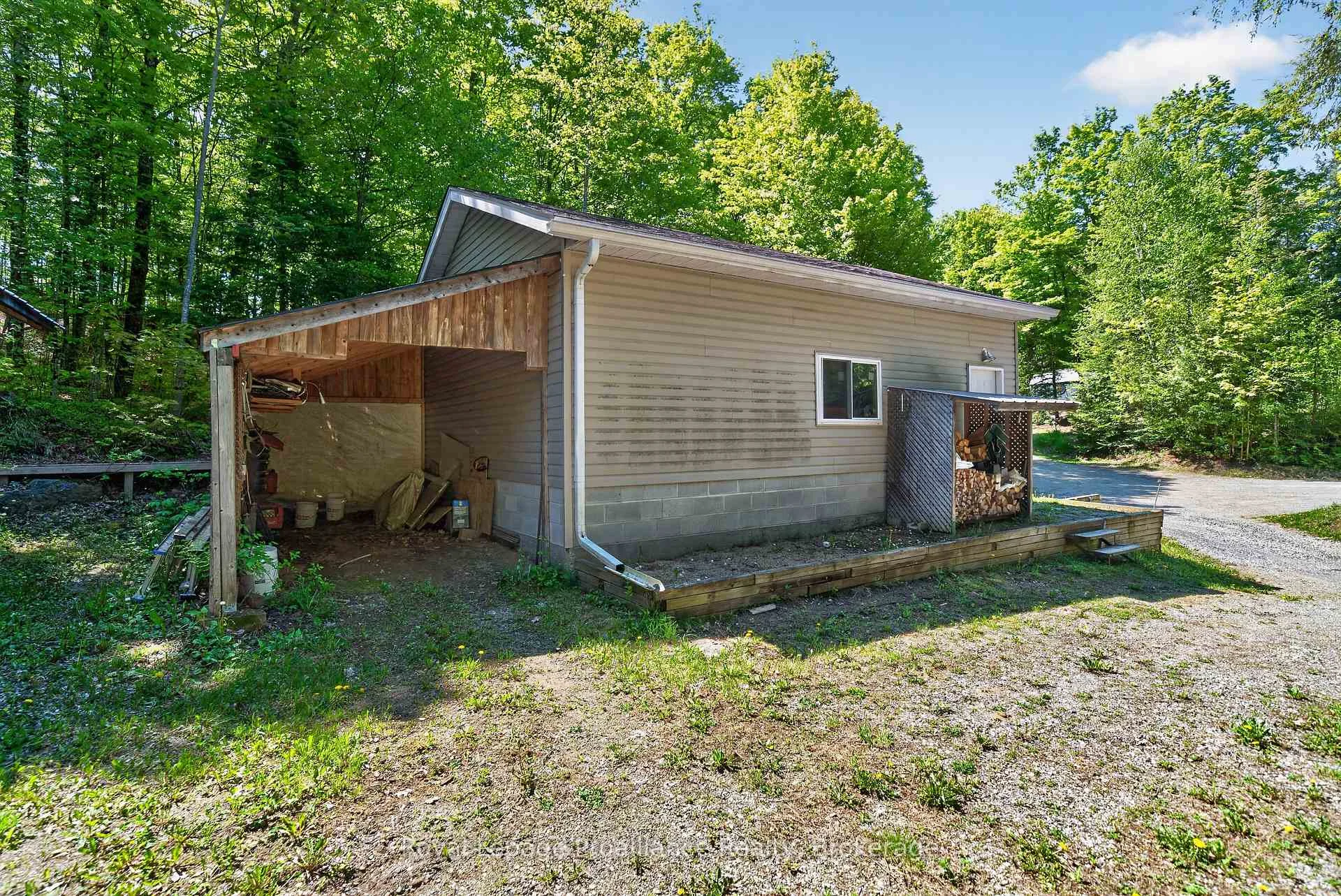 Photo 14 of 1084C Ridge Lane, Frontenac, Frontenac North — HOMEH