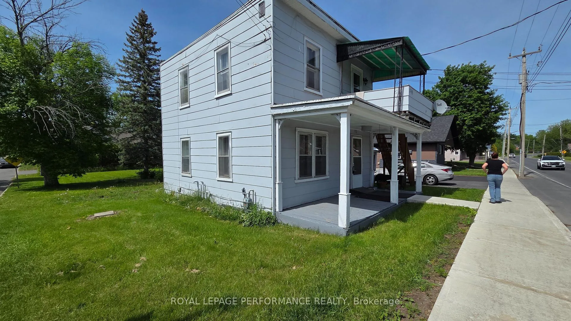 Photo 4 of 902 Front Road W, Champlain, L'Orignal — HOMEH