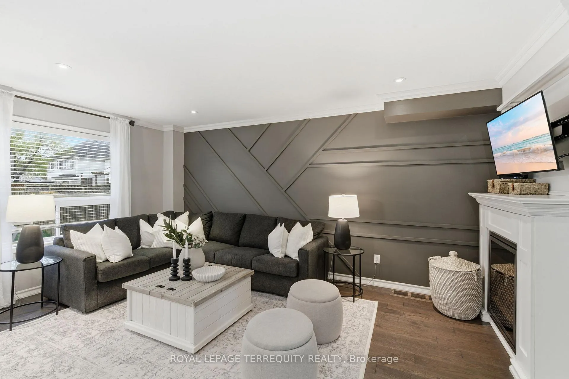 Photo 10 of 119 Argent Street, Clarington, Bowmanville — HOMEH