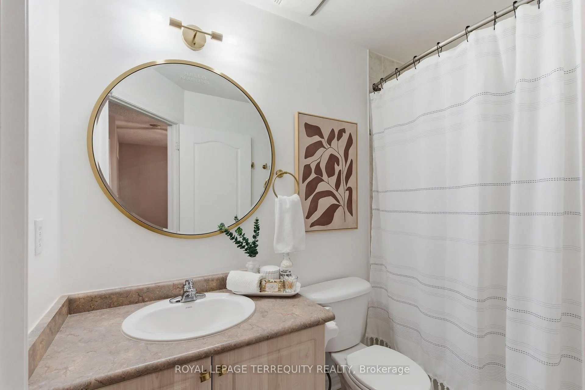 Photo 23 of 119 Argent Street, Clarington, Bowmanville — HOMEH
