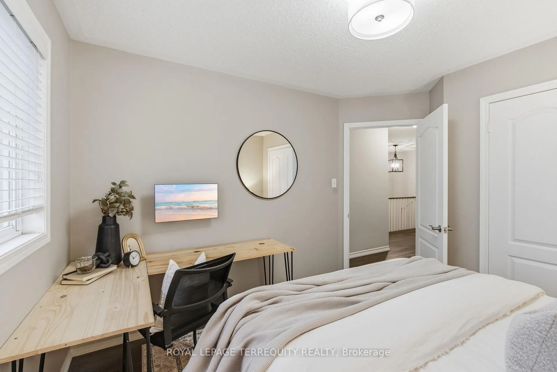 Photo 25 of 119 Argent Street, Clarington, Bowmanville — HOMEH