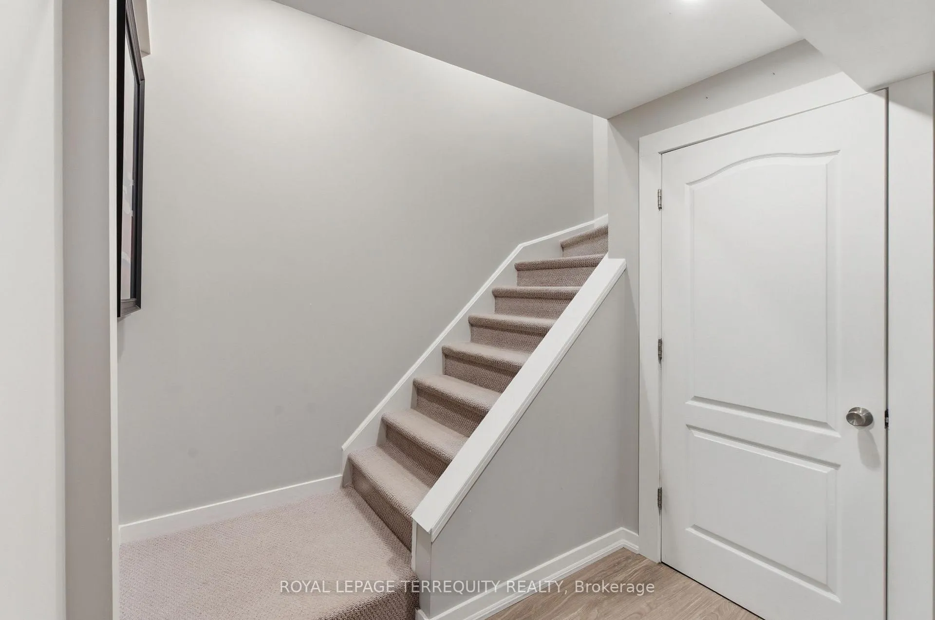 Photo 27 of 119 Argent Street, Clarington, Bowmanville — HOMEH