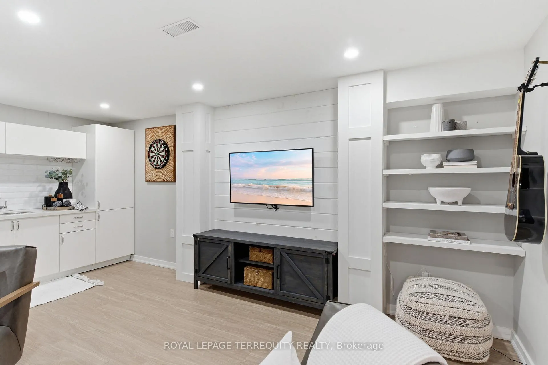 Photo 33 of 119 Argent Street, Clarington, Bowmanville — HOMEH
