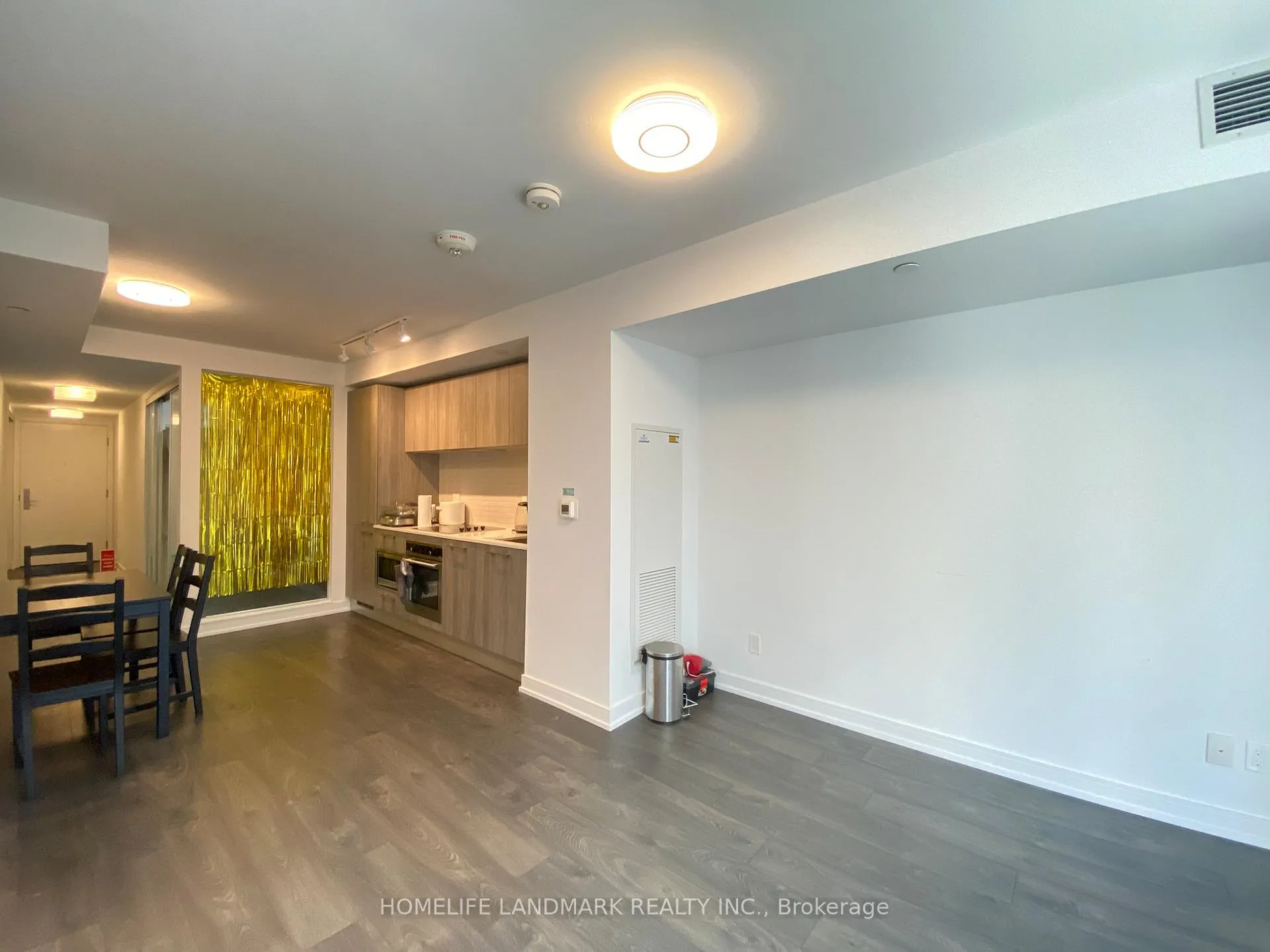 Photo 4 of Unit 315, 3 Gloucester Street, Toronto, Church-Yonge Corridor — HOMEH