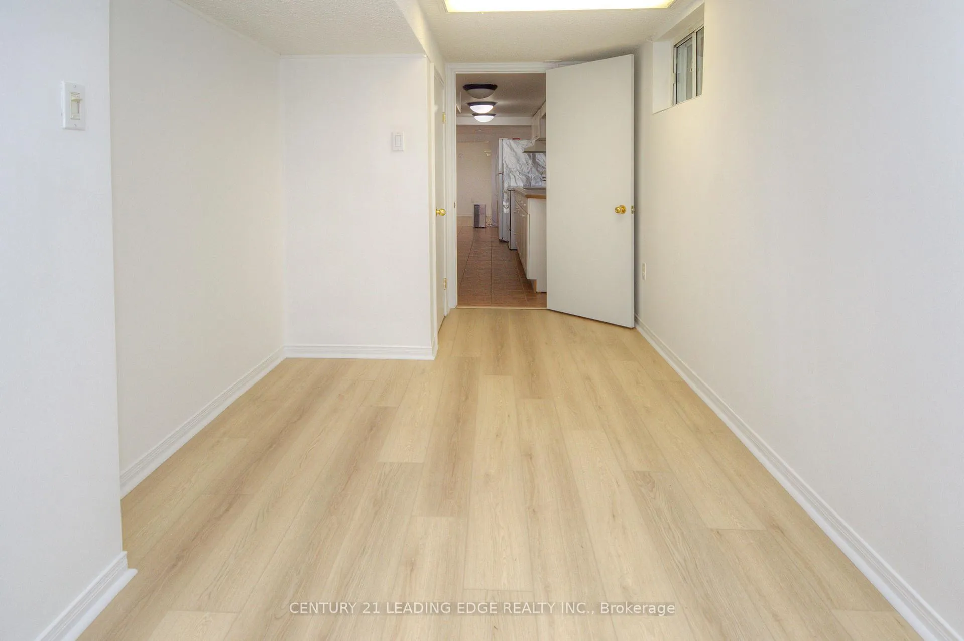 Photo 34 of 9 Wallington Avenue, Toronto, Woodbine-Lumsden — HOMEH