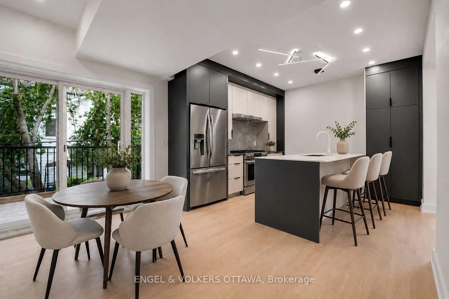 Photo 8 of Unit A, 372 Berkley Avenue, Ottawa, Westboro West — HOMEH