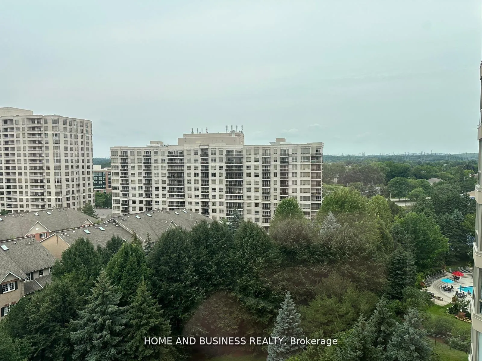 Photo 3 of Unit 1023, 1880 Valley Farm Road, Pickering, Town Centre — HOMEH