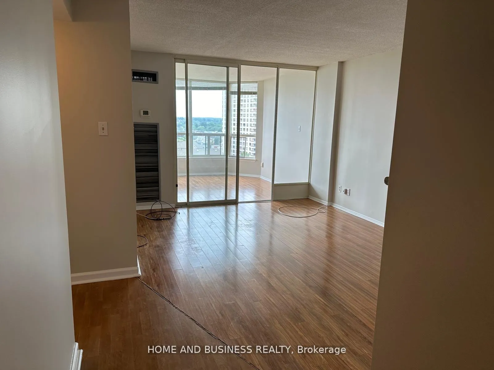 Photo 6 of Unit 1023, 1880 Valley Farm Road, Pickering, Town Centre — HOMEH