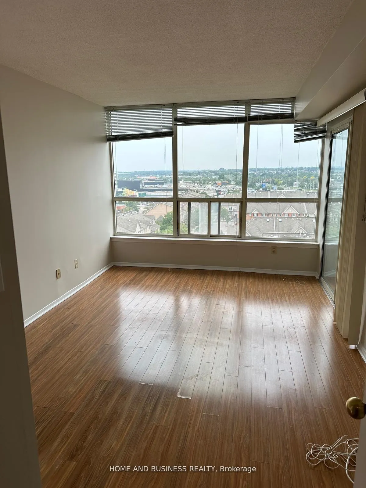Photo 11 of Unit 1023, 1880 Valley Farm Road, Pickering, Town Centre — HOMEH