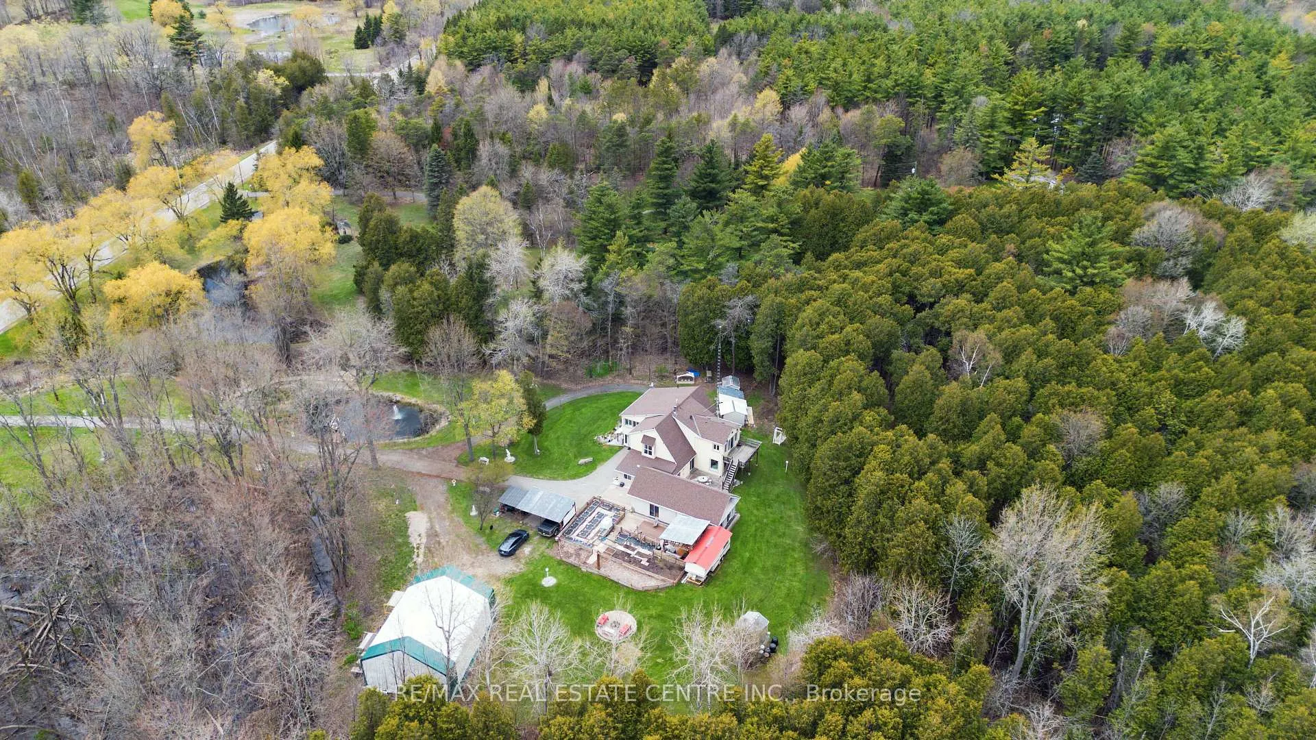 Photo 49 of 11099 Sixth Line Nassagaweya, Milton, Rural Nassagaweya — HOMEH