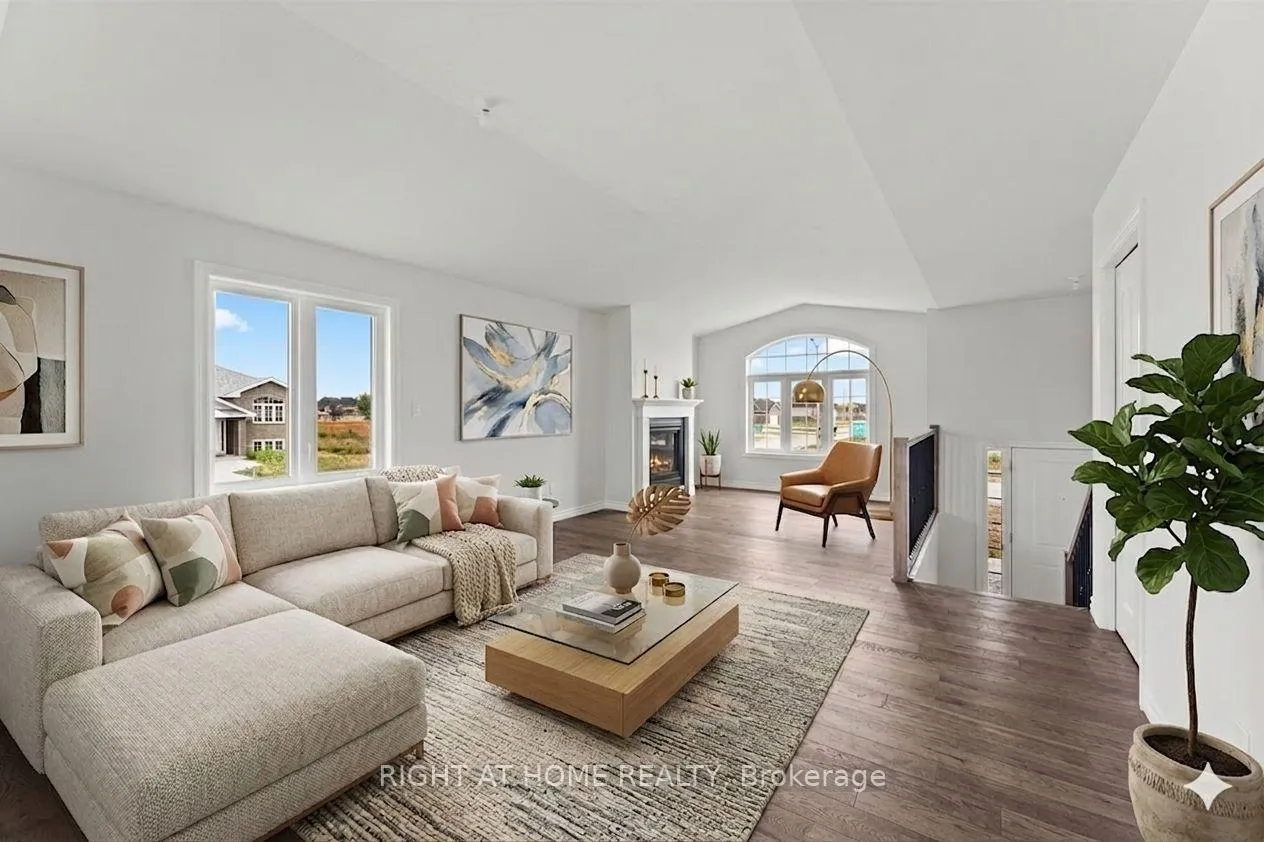 Photo 2 of 382 Mulberry Lane, Lakeshore — HOMEH