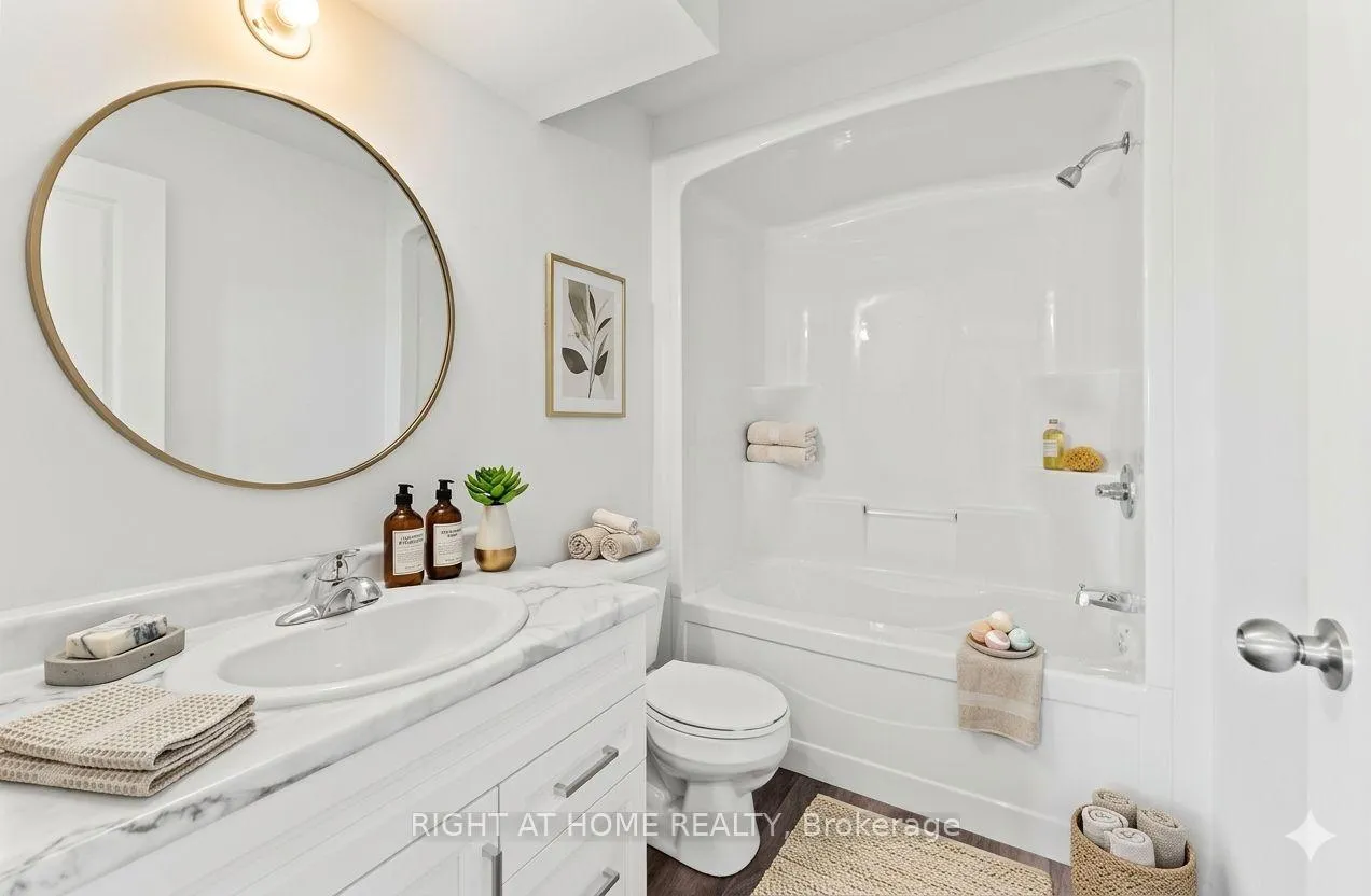 Photo 12 of 382 Mulberry Lane, Lakeshore — HOMEH