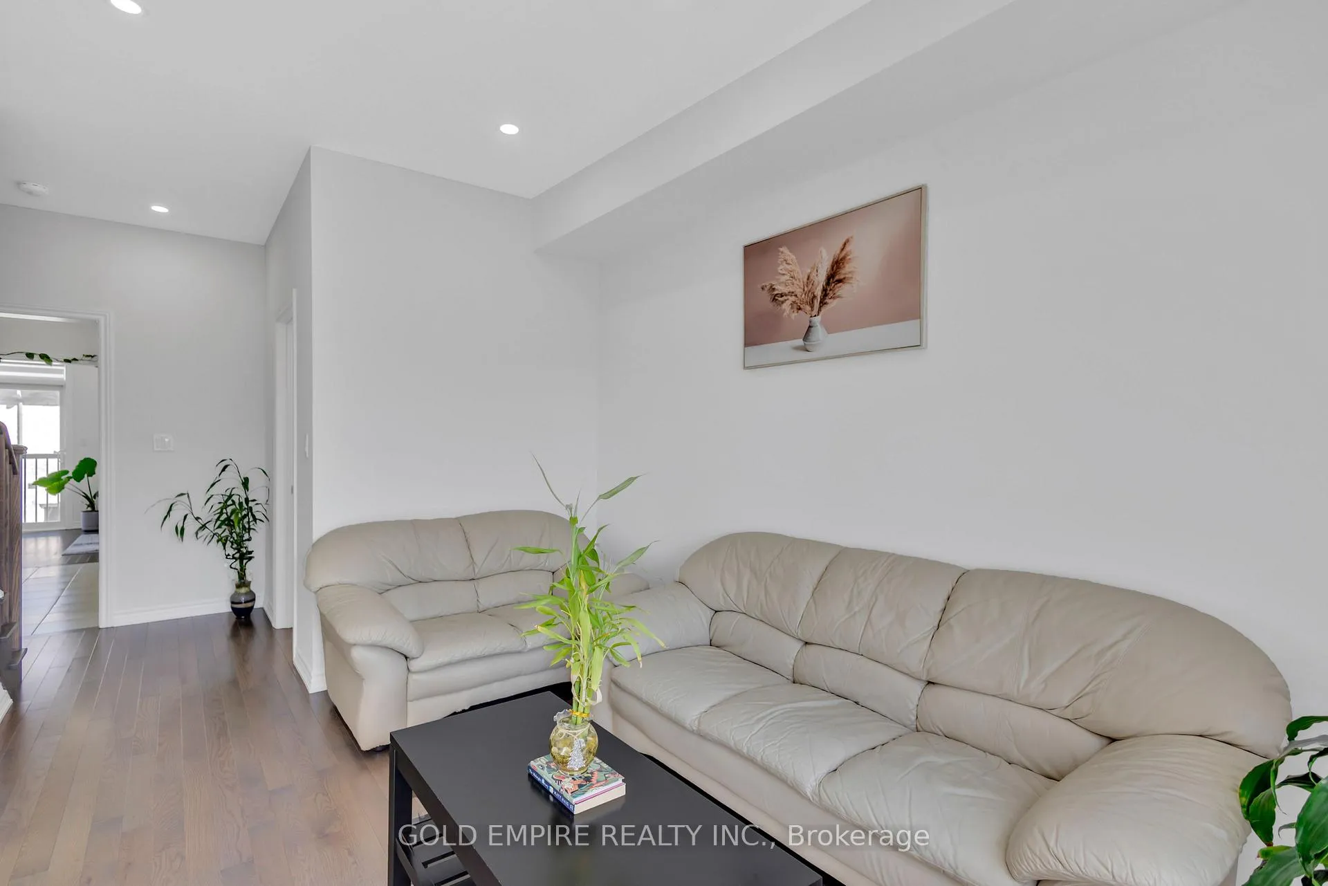 Photo 15 of 21 Flaibano Street, Brampton, Heart Lake West — HOMEH