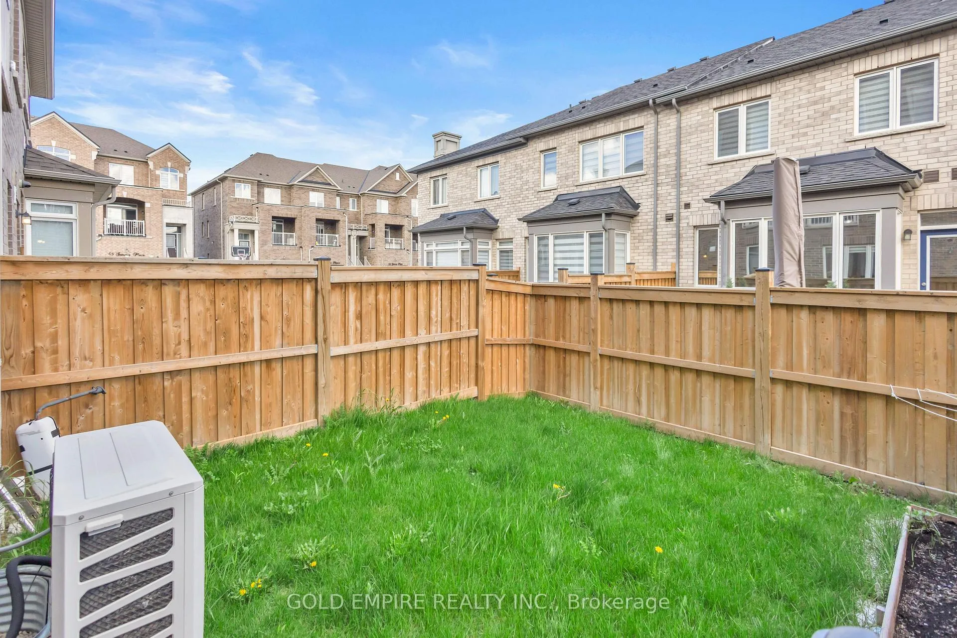 Photo 42 of 21 Flaibano Street, Brampton, Heart Lake West — HOMEH