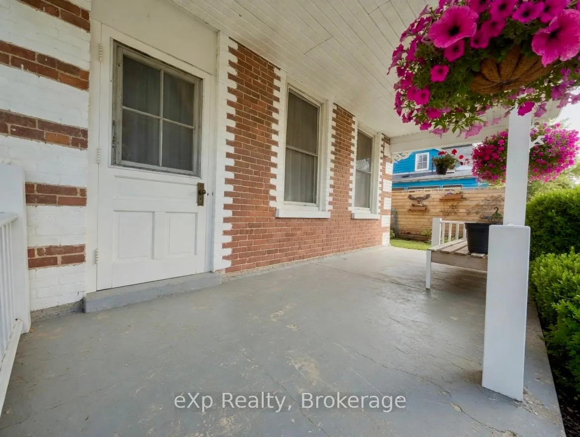 Photo 3 of 257 Queen Street S, Arran-Elderslie — HOMEH