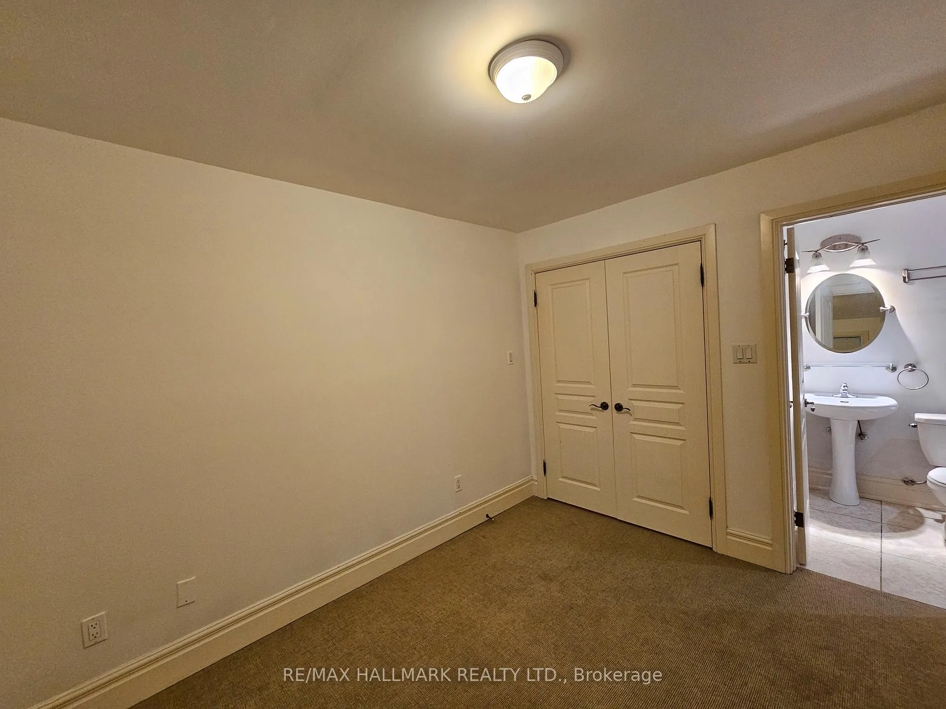 Photo 3 of Unit Basement 2, 22 Roberta Drive, Toronto, Englemount-Lawrence — HOMEH