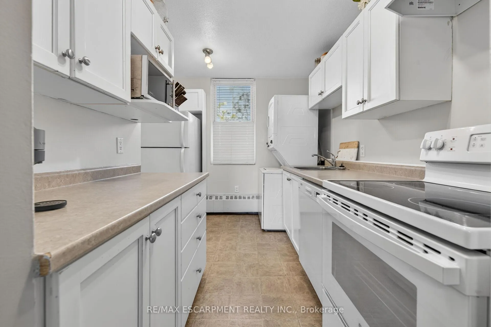 Photo 7 of Unit 435, 350 Quigley Road, Hamilton, Vincent — HOMEH
