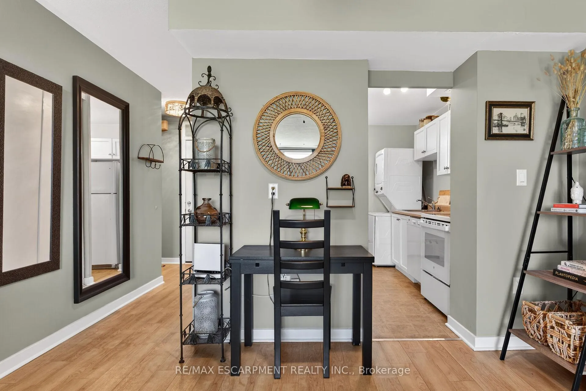 Photo 10 of Unit 435, 350 Quigley Road, Hamilton, Vincent — HOMEH