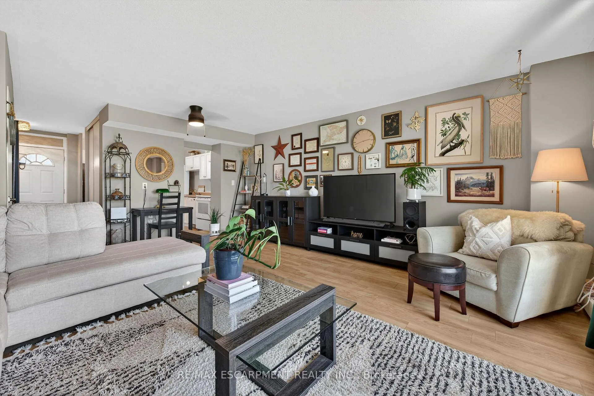 Photo 15 of Unit 435, 350 Quigley Road, Hamilton, Vincent — HOMEH
