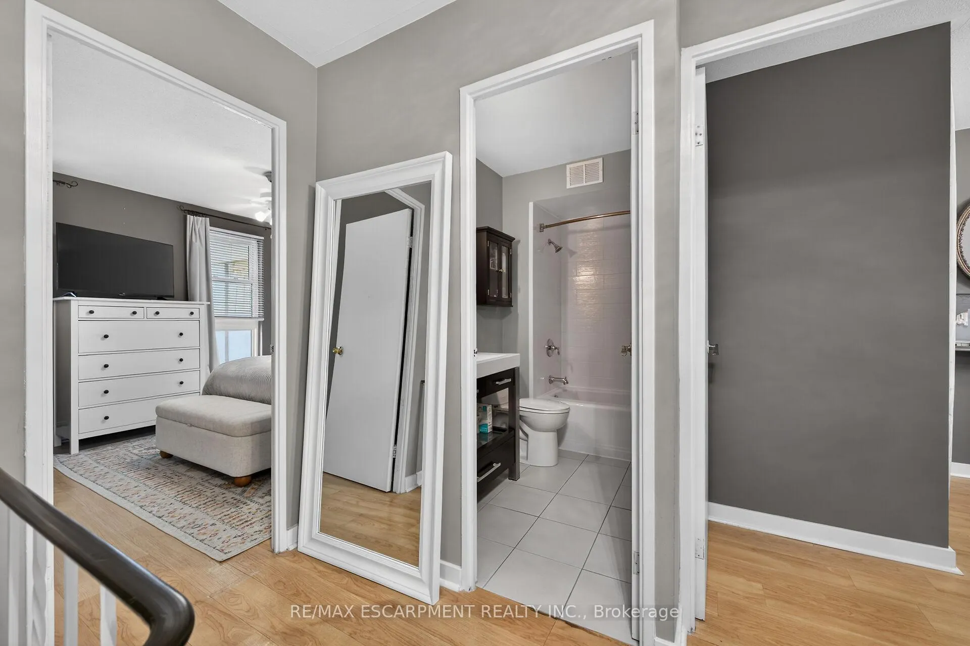 Photo 22 of Unit 435, 350 Quigley Road, Hamilton, Vincent — HOMEH