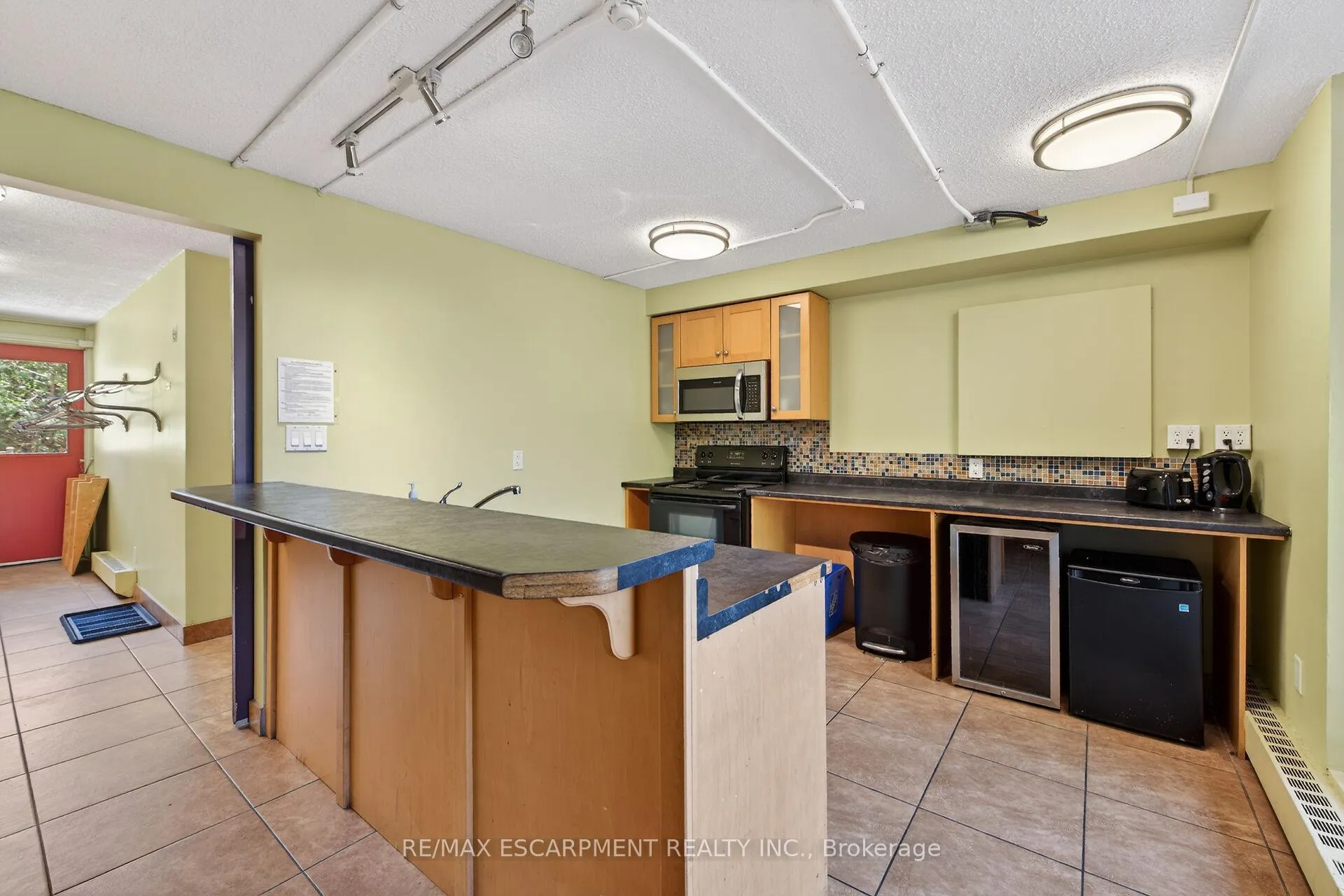 Photo 33 of Unit 435, 350 Quigley Road, Hamilton, Vincent — HOMEH