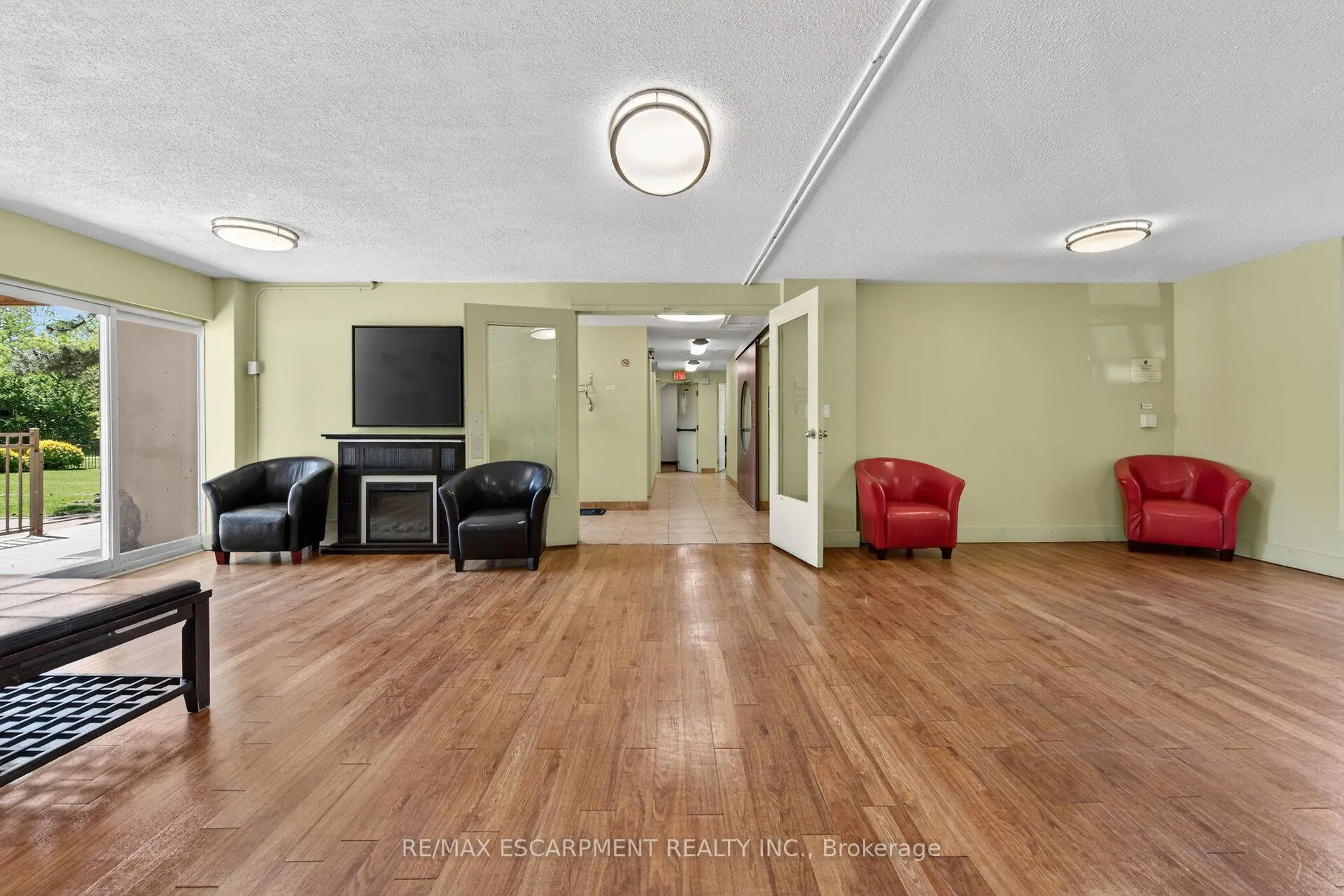 Photo 35 of Unit 435, 350 Quigley Road, Hamilton, Vincent — HOMEH
