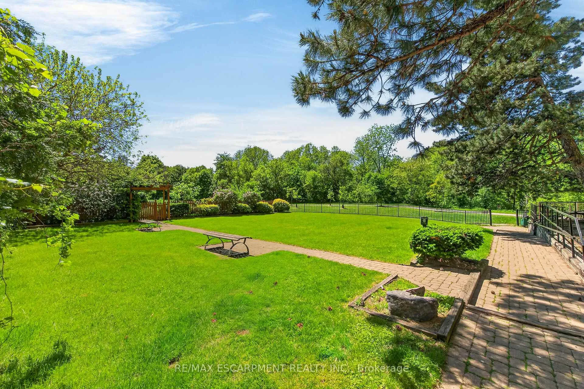 Photo 37 of Unit 435, 350 Quigley Road, Hamilton, Vincent — HOMEH