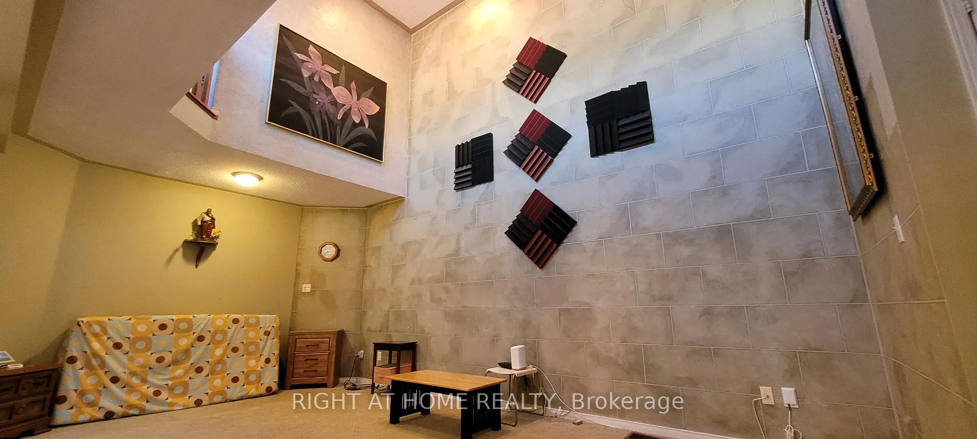 Photo 8 of 377 Turnberry Crescent, Mississauga, Hurontario — HOMEH