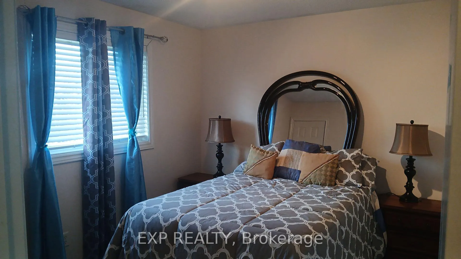 Photo 8 of 38 Livia Herman Way, Barrie, East Bayfield — HOMEH