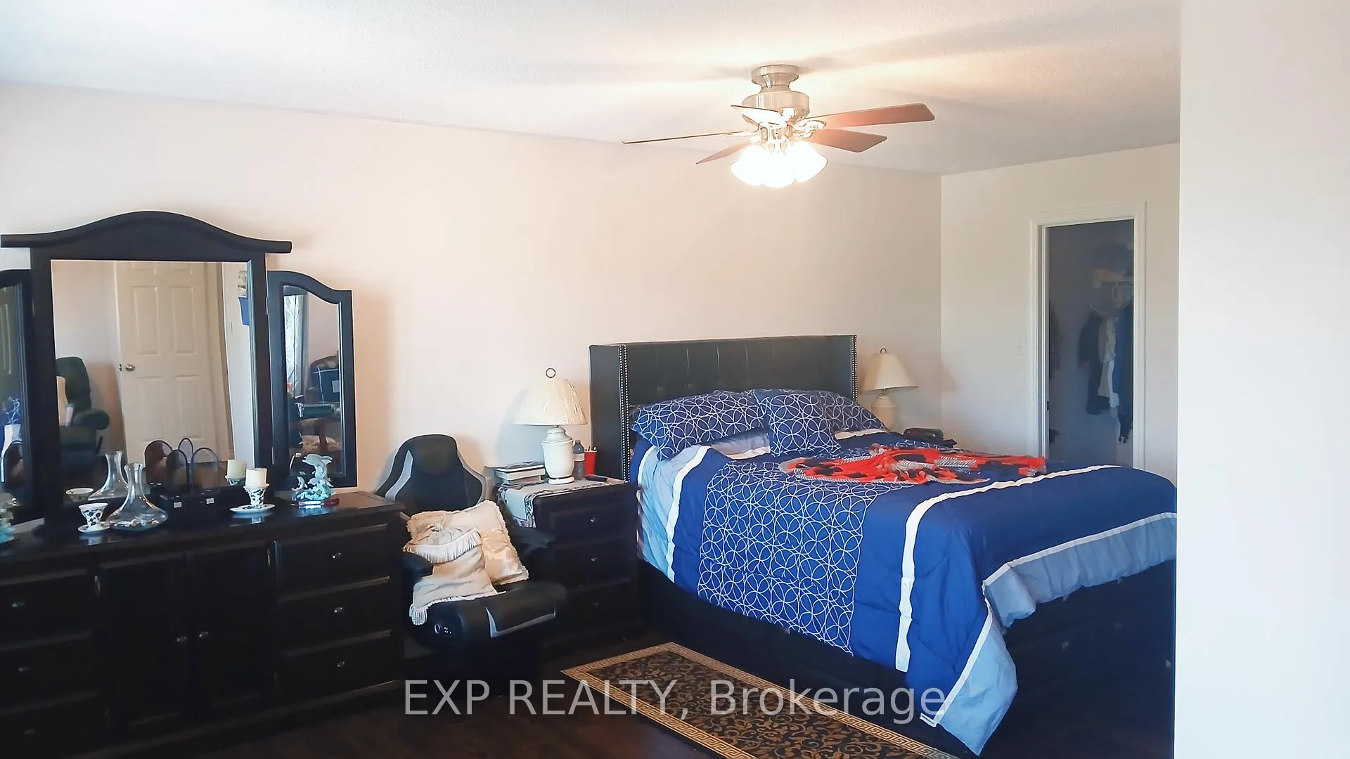Photo 13 of 38 Livia Herman Way, Barrie, East Bayfield — HOMEH