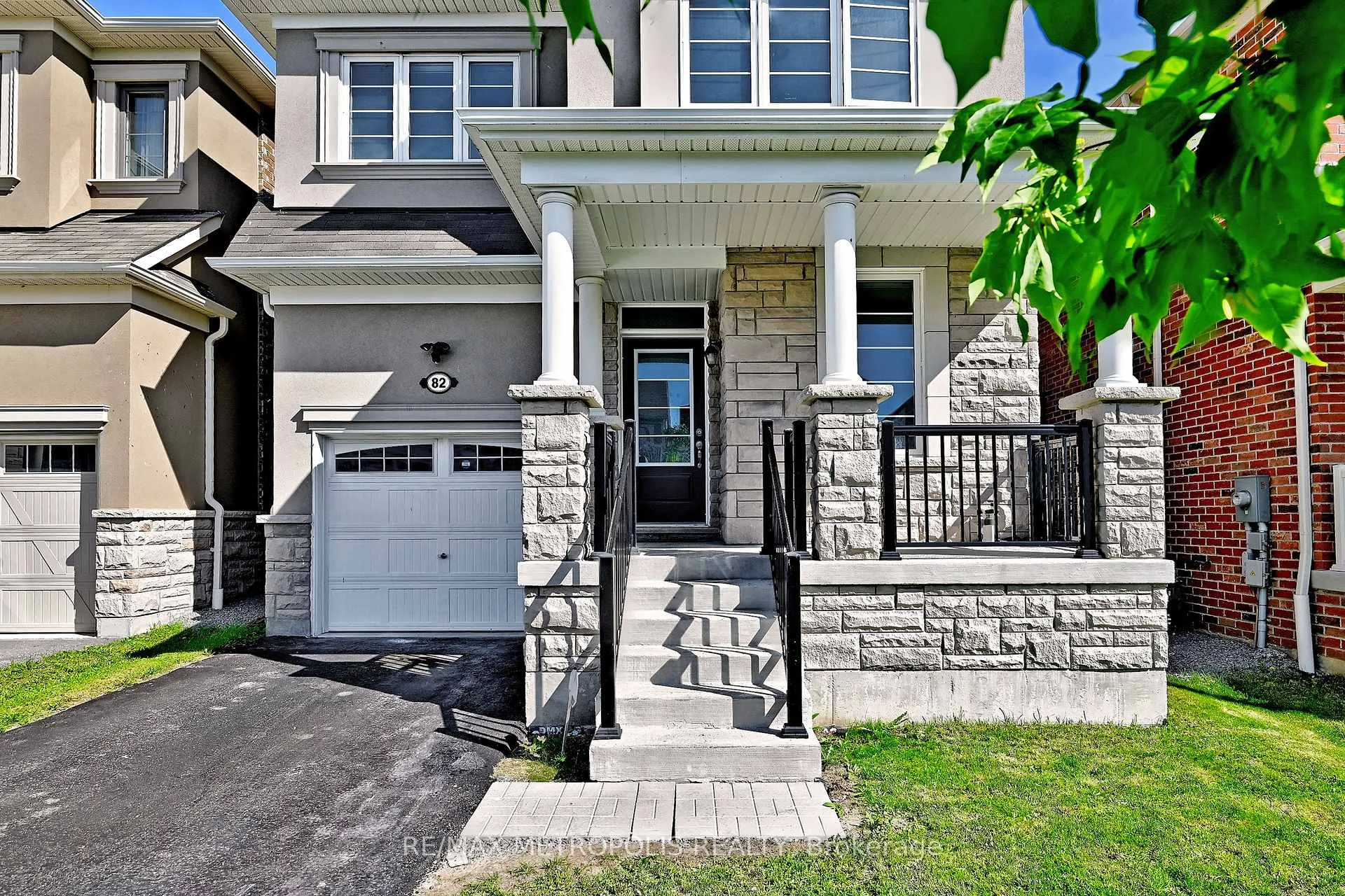 Photo 3 of 82 WESTFIELD DRIVE Westfield Drive, Whitby, Rural Whitby — HOMEH