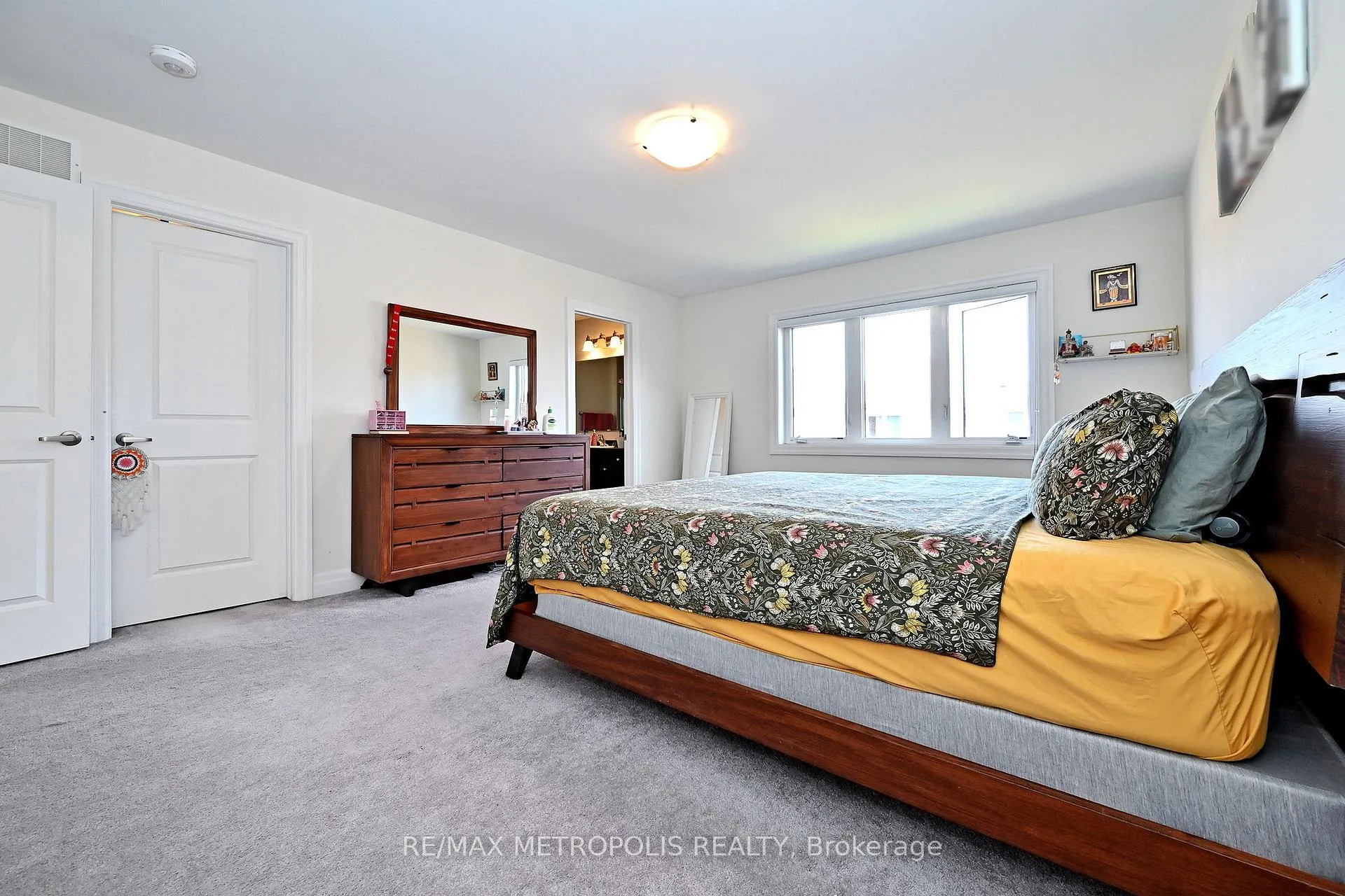 Photo 19 of 82 WESTFIELD DRIVE Westfield Drive, Whitby, Rural Whitby — HOMEH