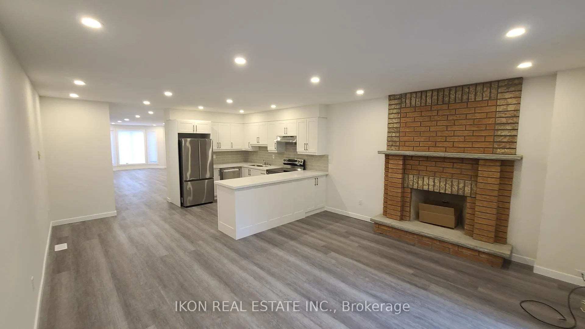 Photo 8 of 31 Torrens Avenue, Toronto, Broadview North — HOMEH