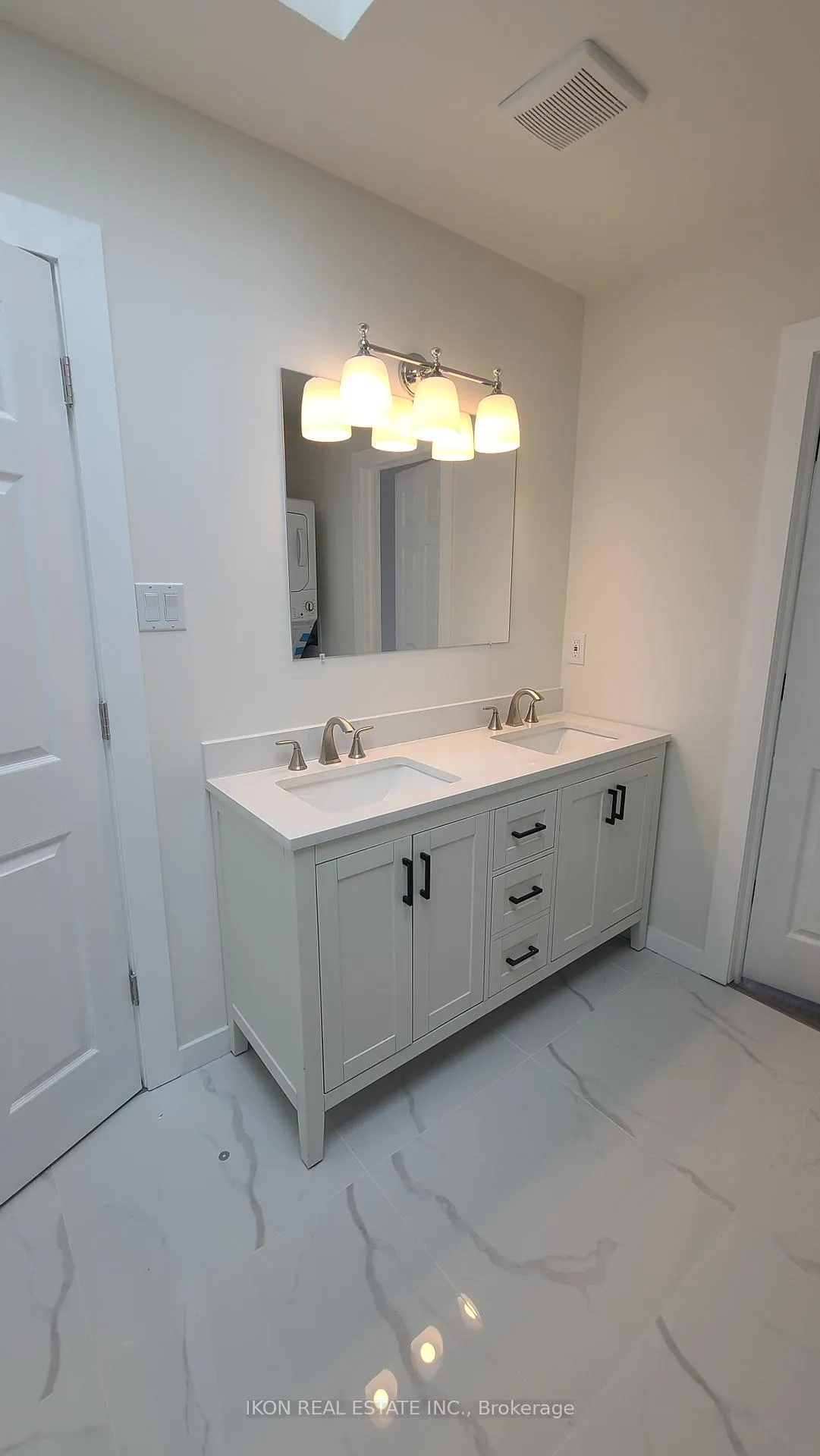 Photo 13 of 31 Torrens Avenue, Toronto, Broadview North — HOMEH