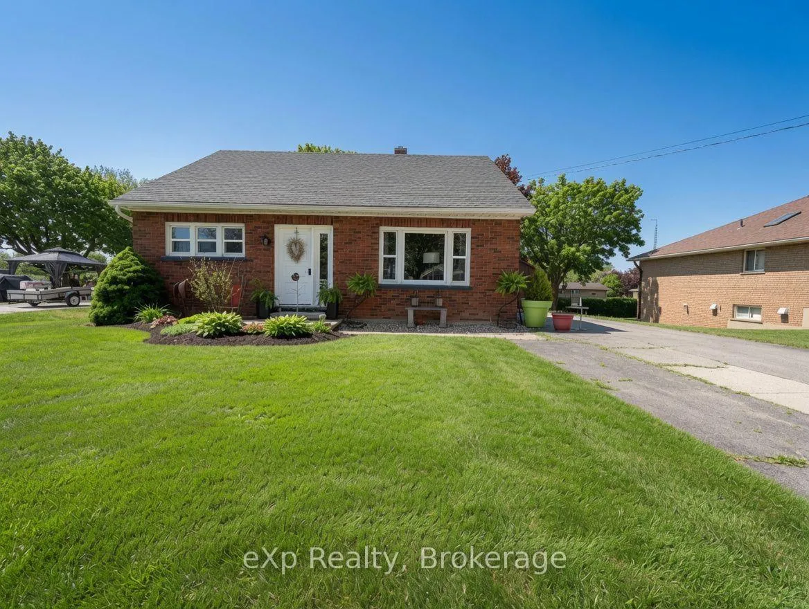 Photo 2 of 1043 9 Highway, South Bruce — HOMEH