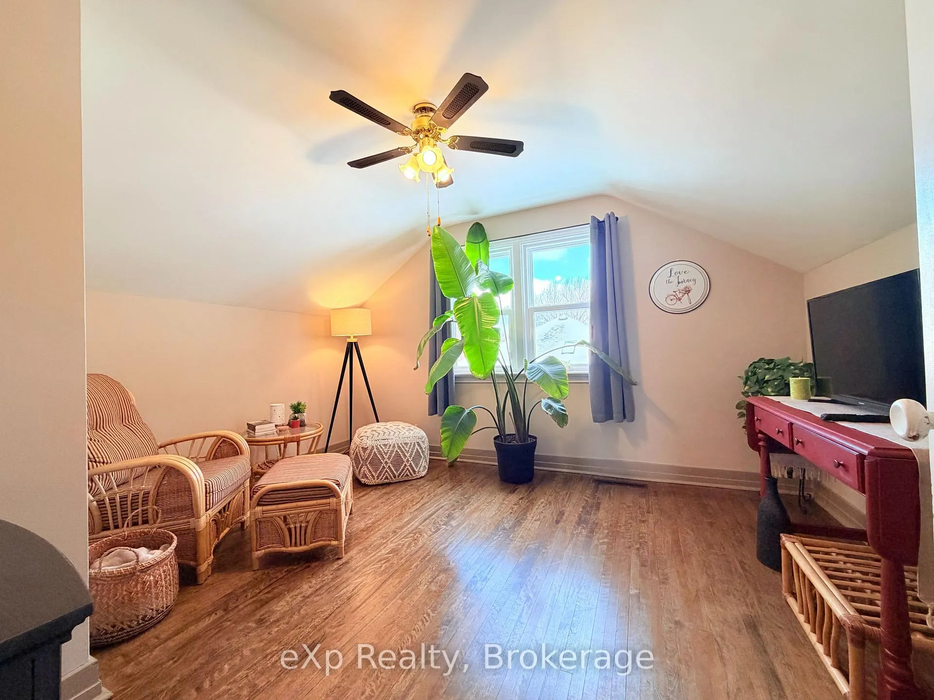 Photo 10 of 1043 9 Highway, South Bruce — HOMEH