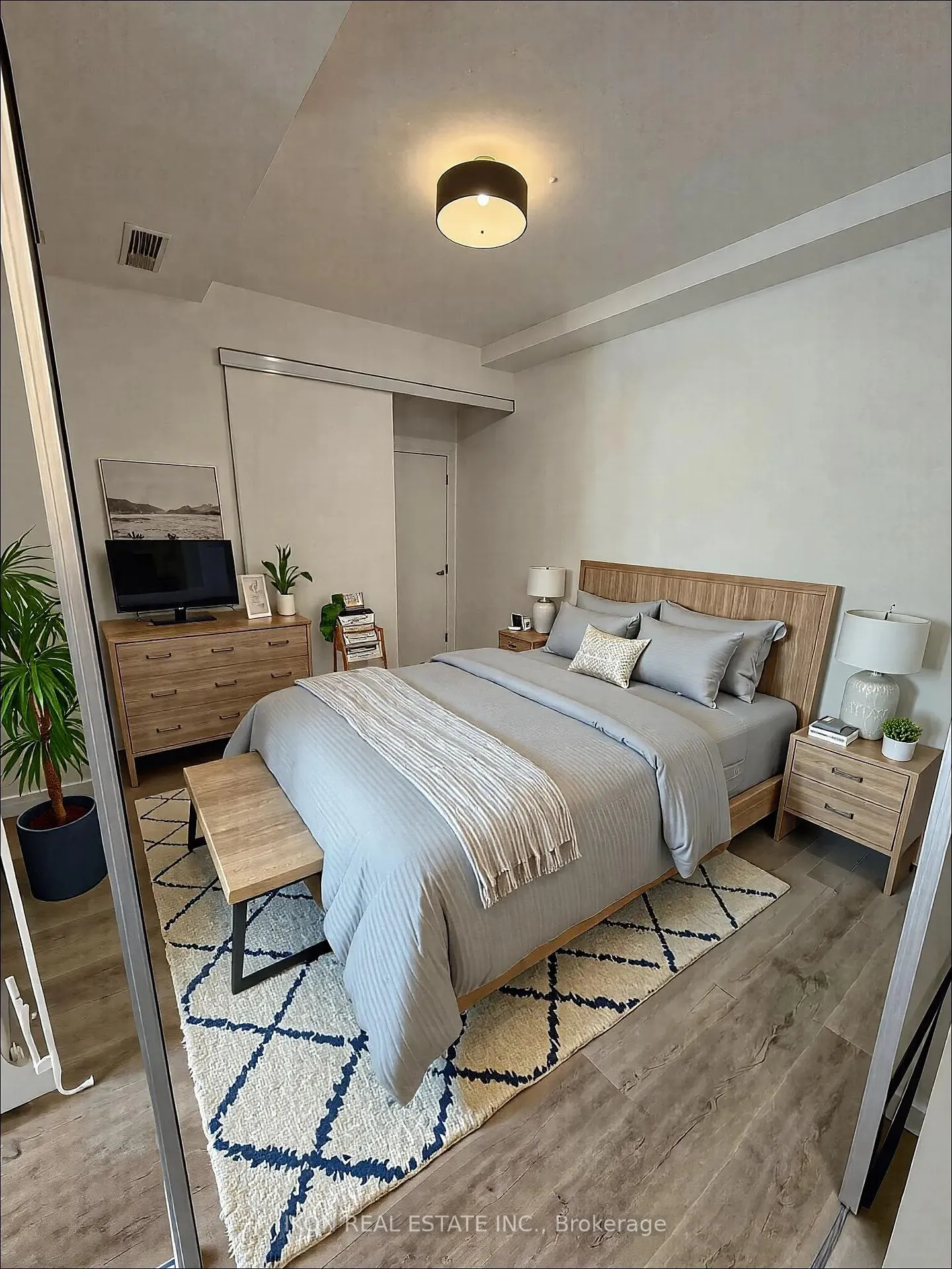Photo 7 of Unit 417, 28 Eastern Avenue S, Toronto, Moss Park — HOMEH