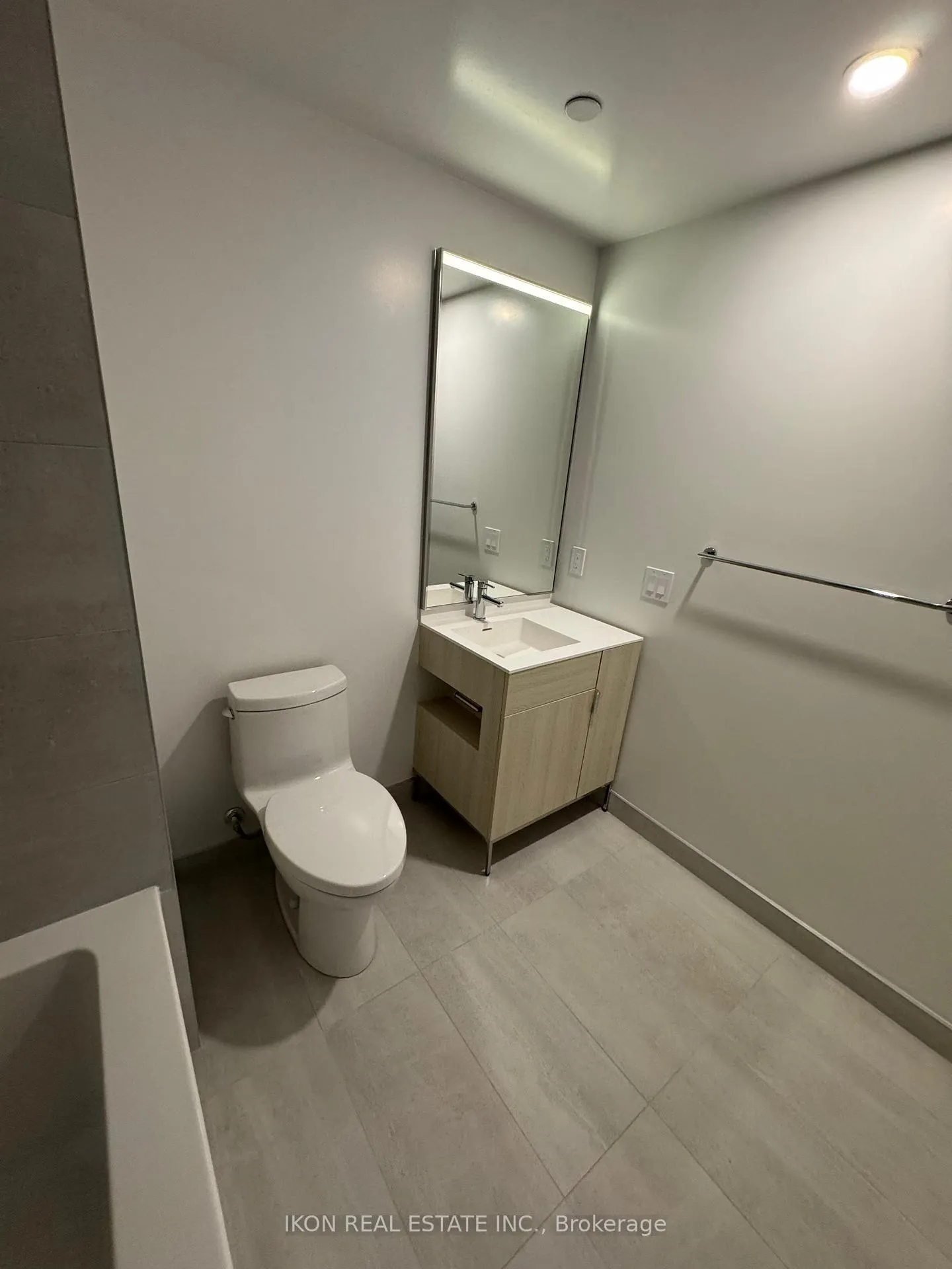 Photo 15 of Unit 417, 28 Eastern Avenue S, Toronto, Moss Park — HOMEH