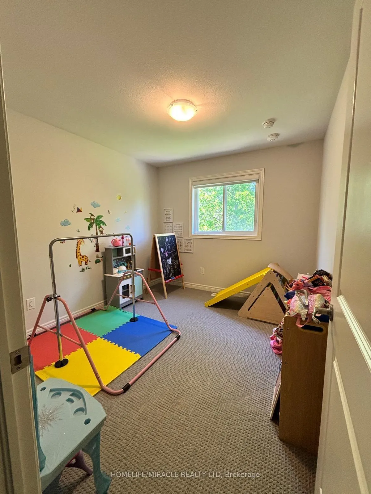 Photo 6 of 76 Haney Drive, Thorold, Hurricane/Merrittville — HOMEH
