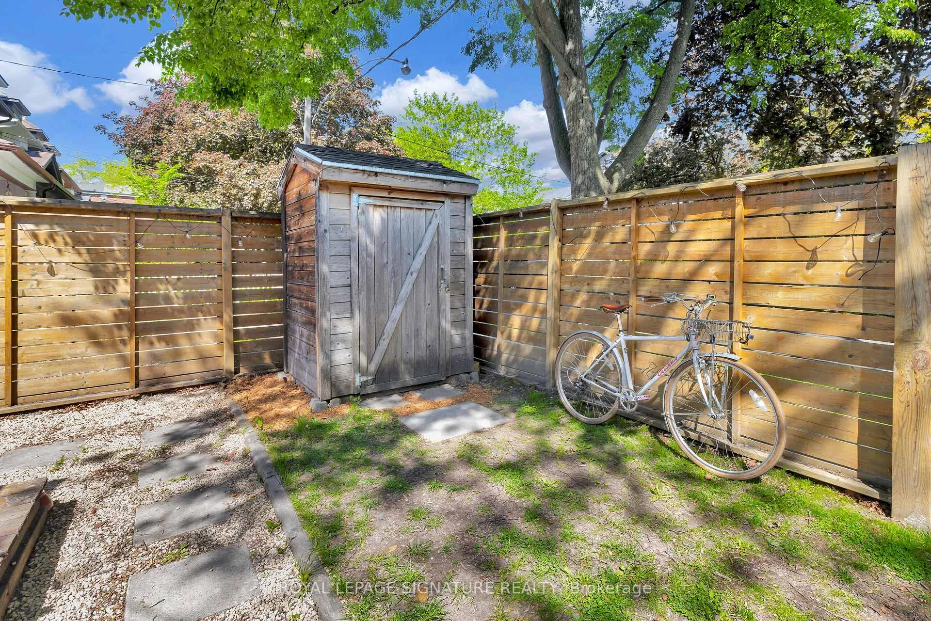 Photo 19 of 190 Alton Avenue, Toronto, South Riverdale — HOMEH