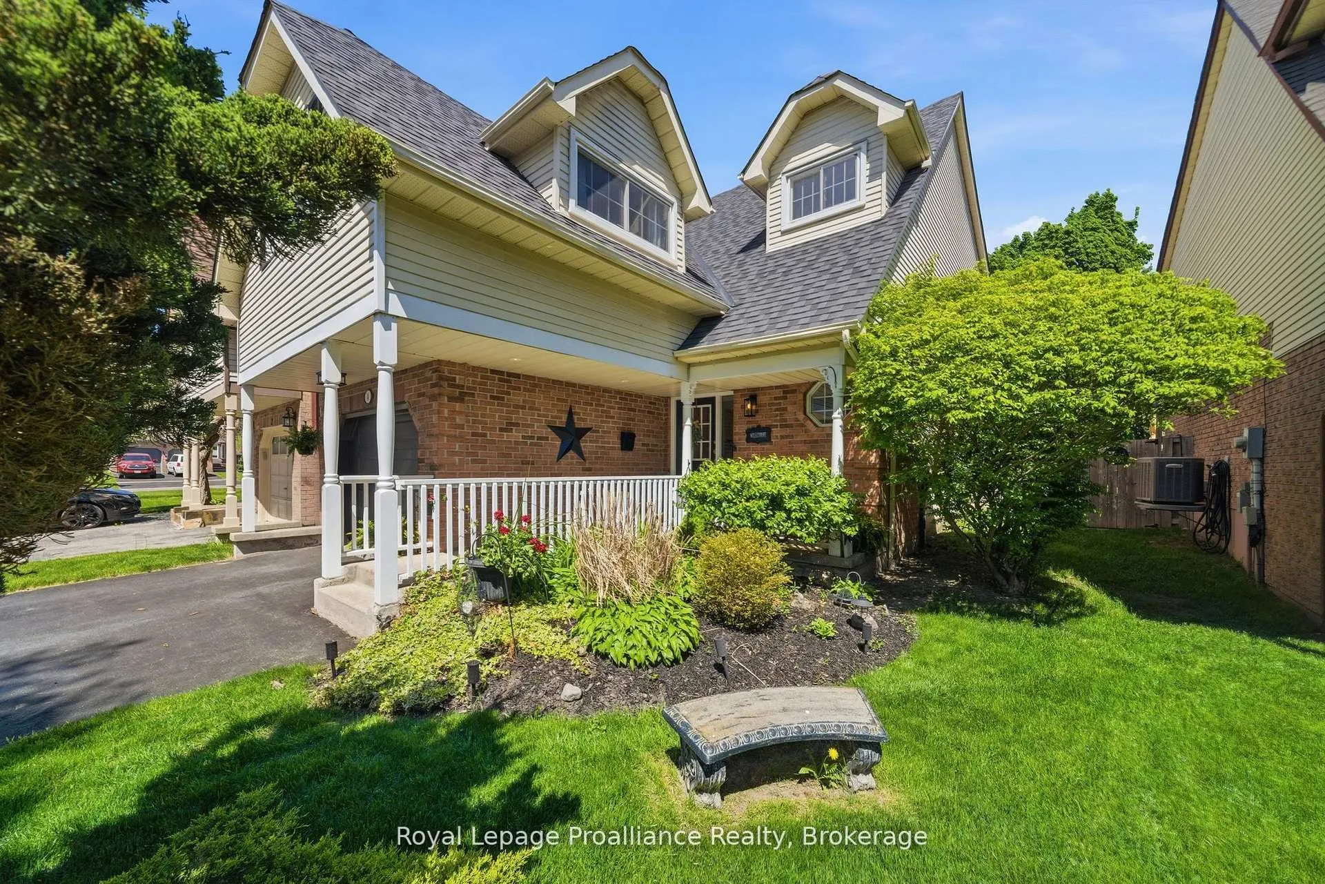 Photo 2 of 4 Henderson Drive, Whitby, Pringle Creek — HOMEH