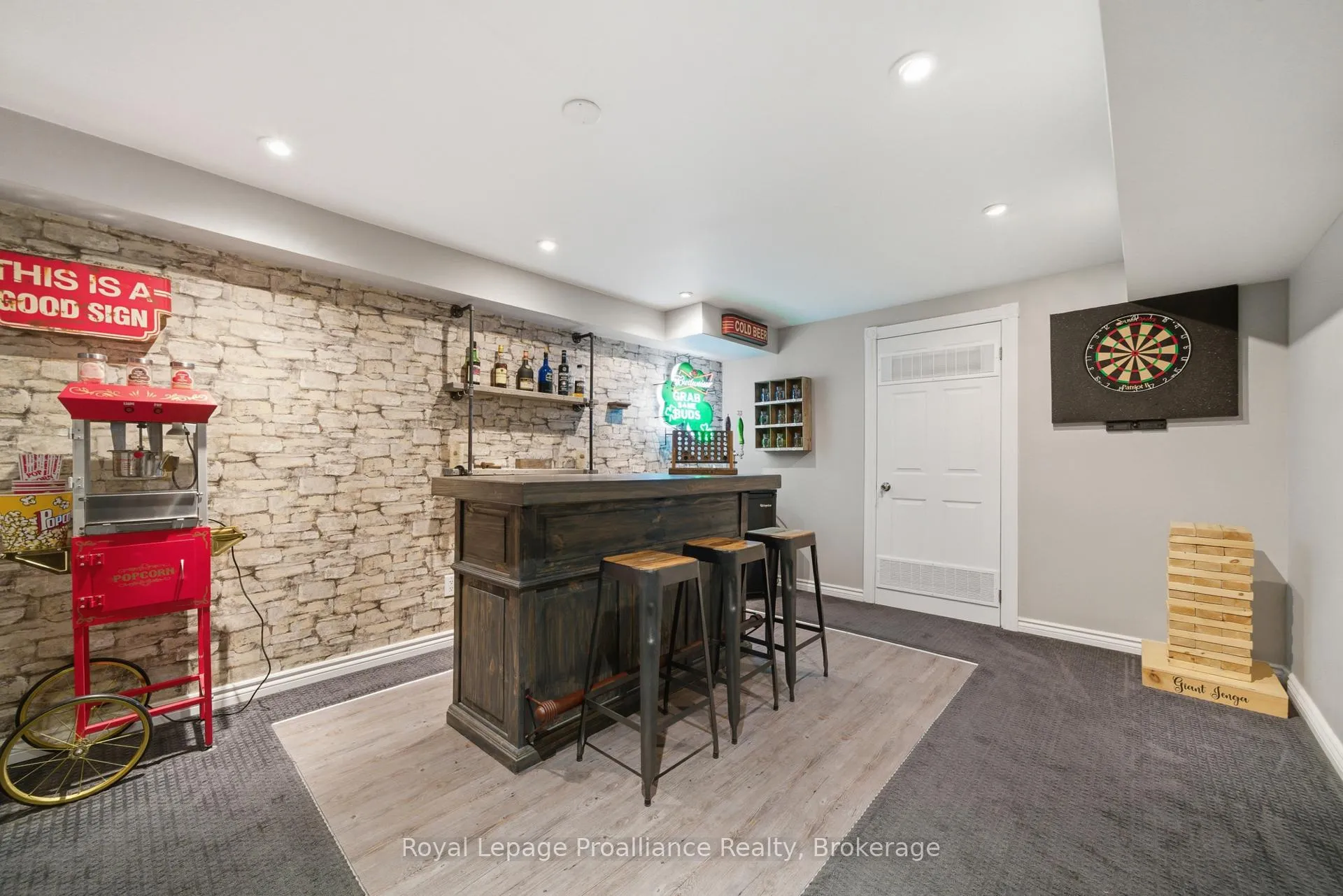 Photo 37 of 4 Henderson Drive, Whitby, Pringle Creek — HOMEH