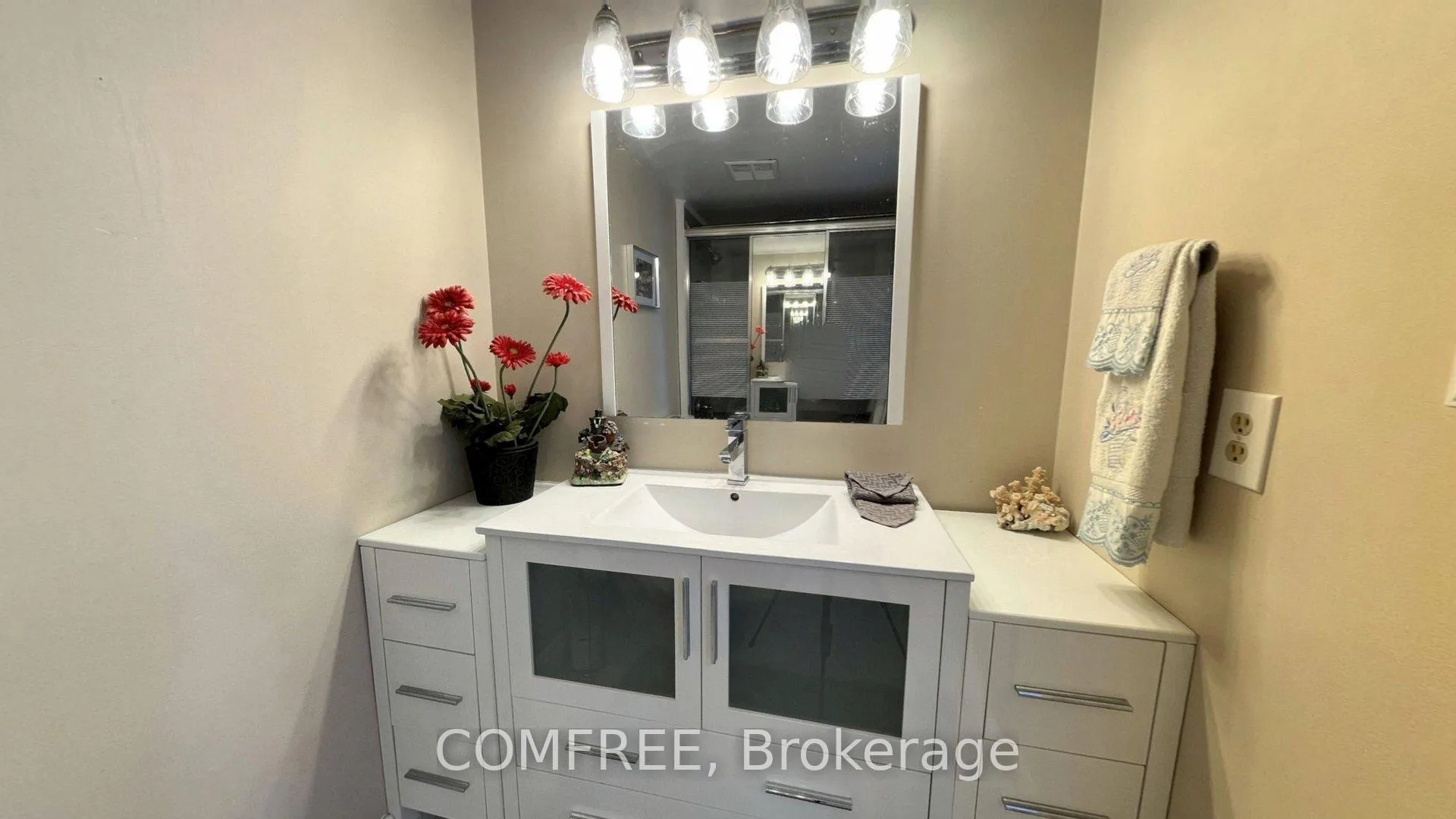 Photo 14 of Unit 505, 55 William Street E, Oshawa, O'Neill — HOMEH