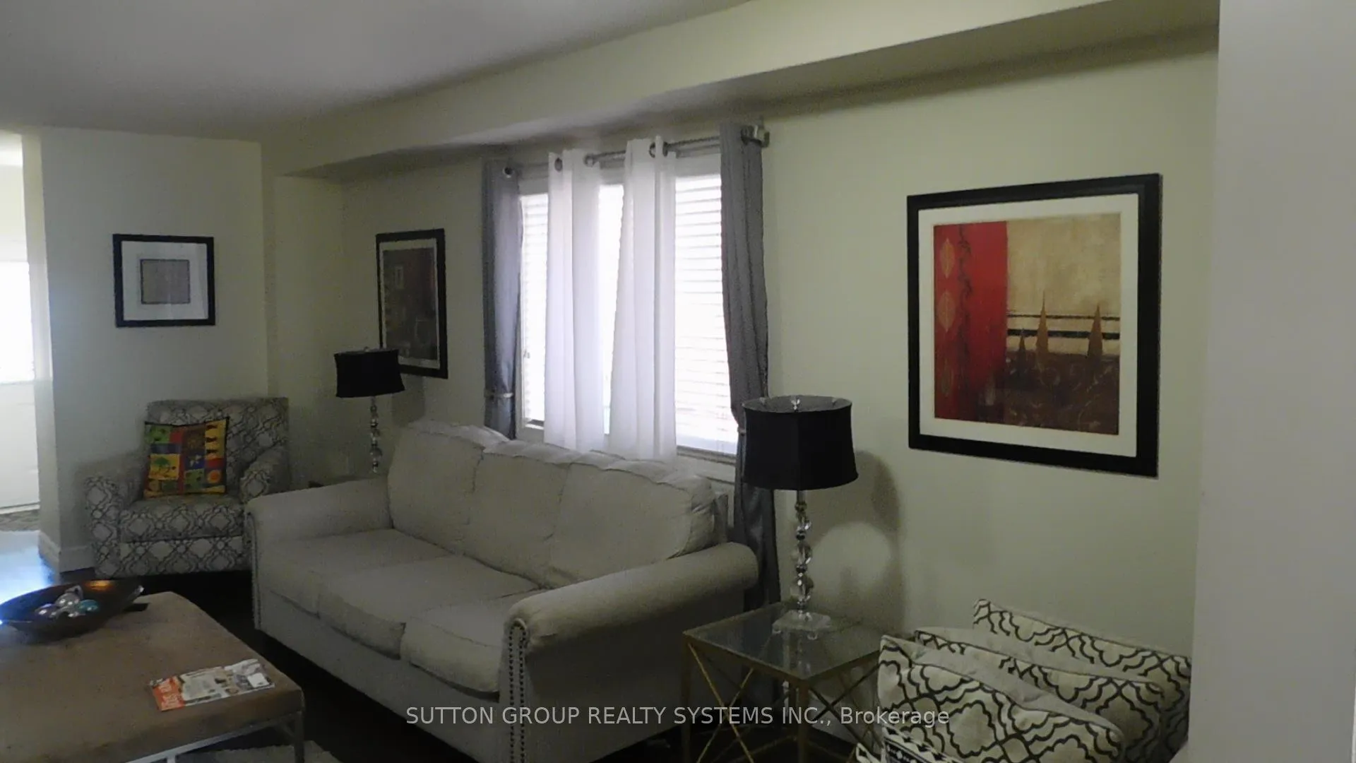 Photo 5 of 85 Weather Vane Lane E, Brampton, Fletcher's Creek Village — HOMEH