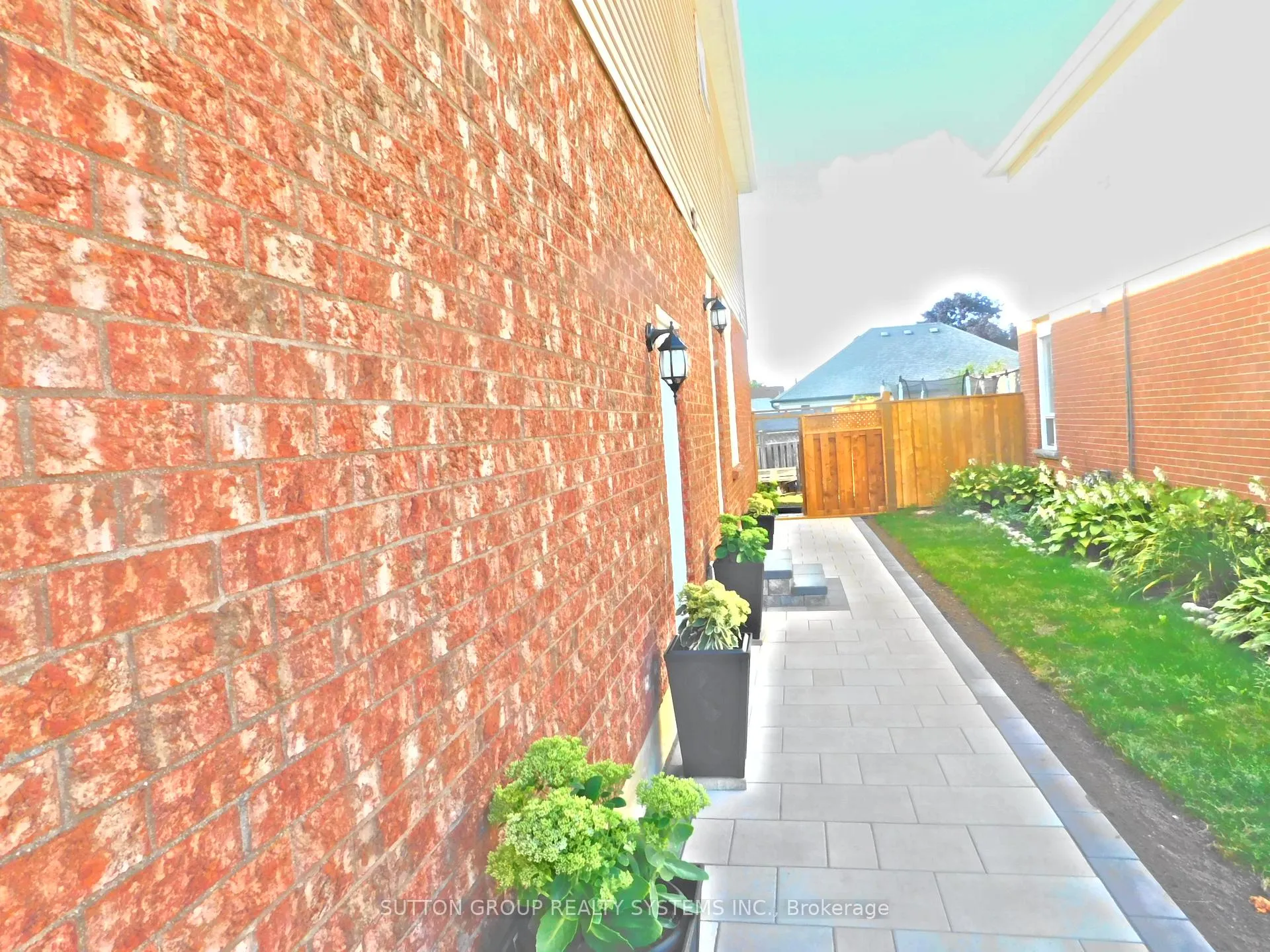 Photo 39 of 85 Weather Vane Lane E, Brampton, Fletcher's Creek Village — HOMEH